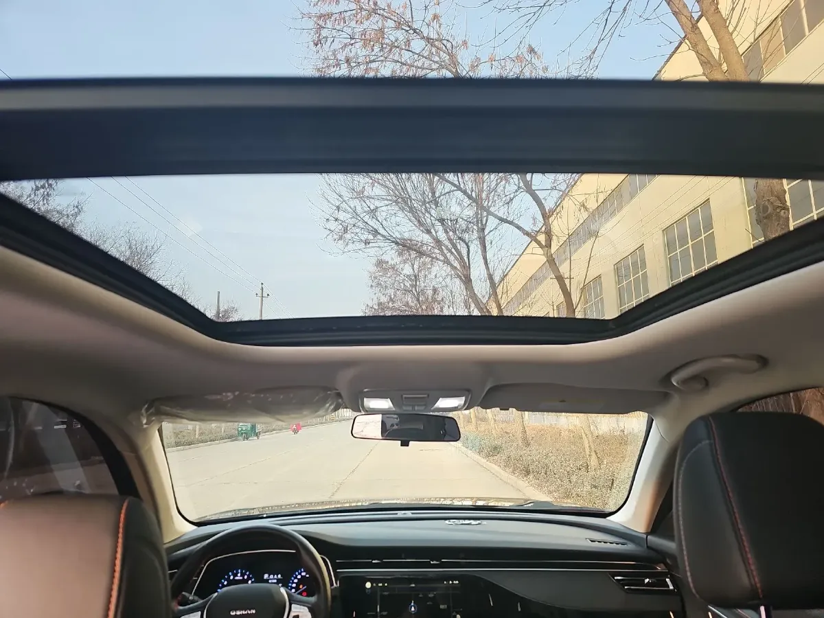 2020 ChangAn Oshan X7 1.5T 178HP L4 7DCT,autocango,china used car exporter,china ev exporter,chinese used car exporter,chinese used ev exporter