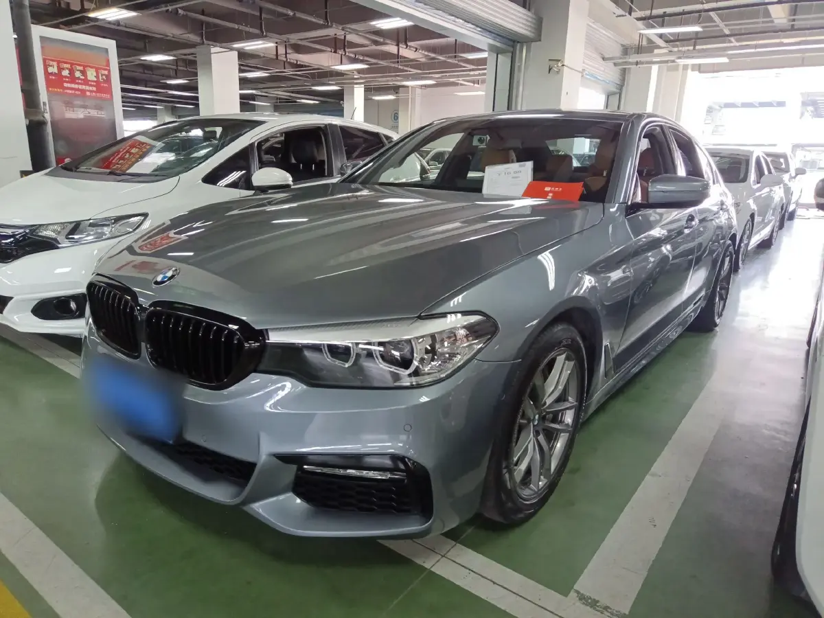 2018 BMW 5 Series 2.0T 184HP L4 8AT