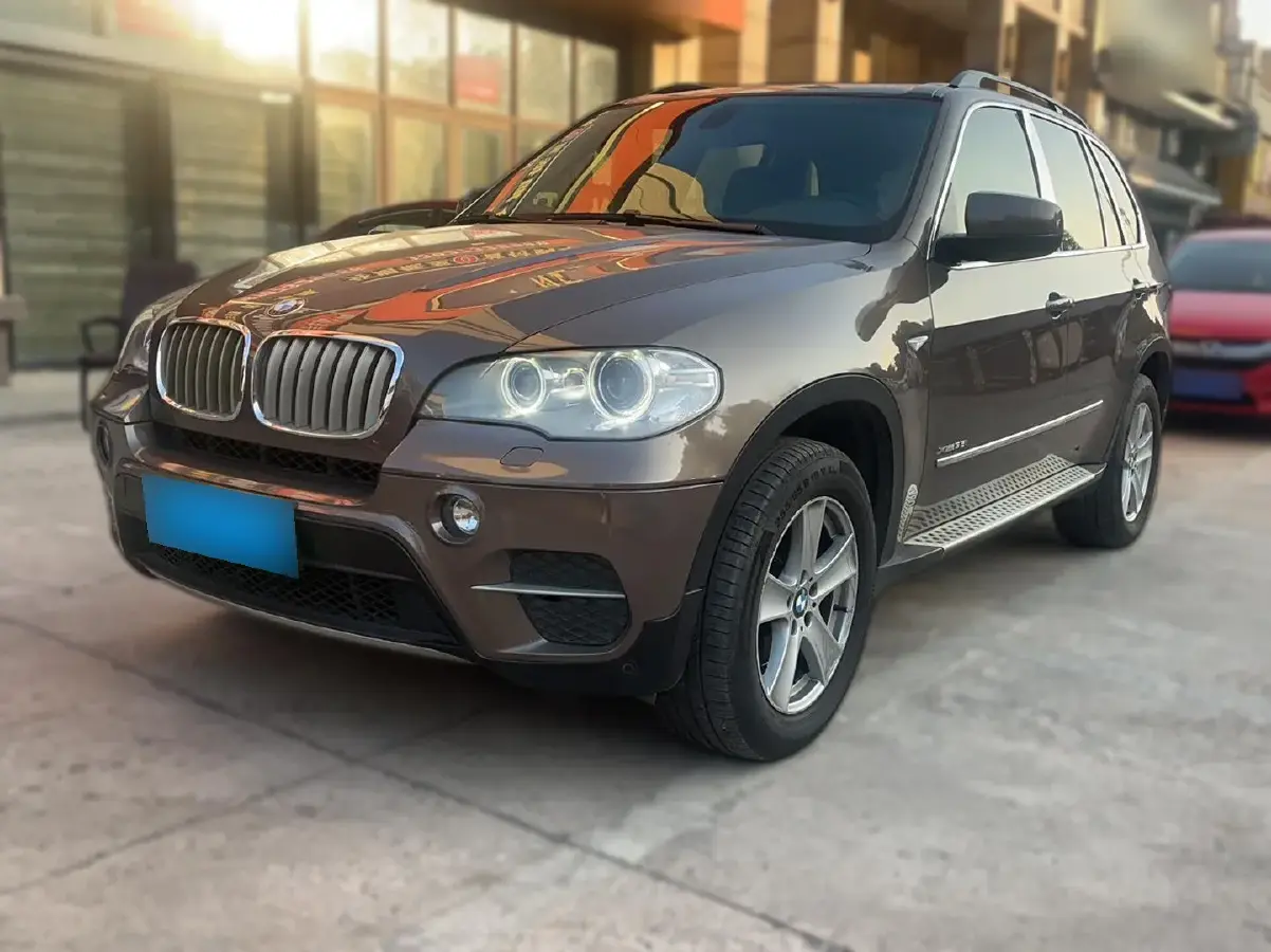 2011 BMW X5 3.0T 306HP L6 8AT