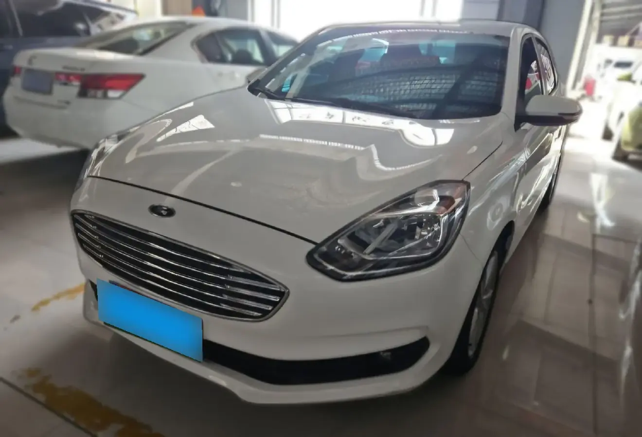 2019 Ford Escort 1.5L 122HP L3 6AT