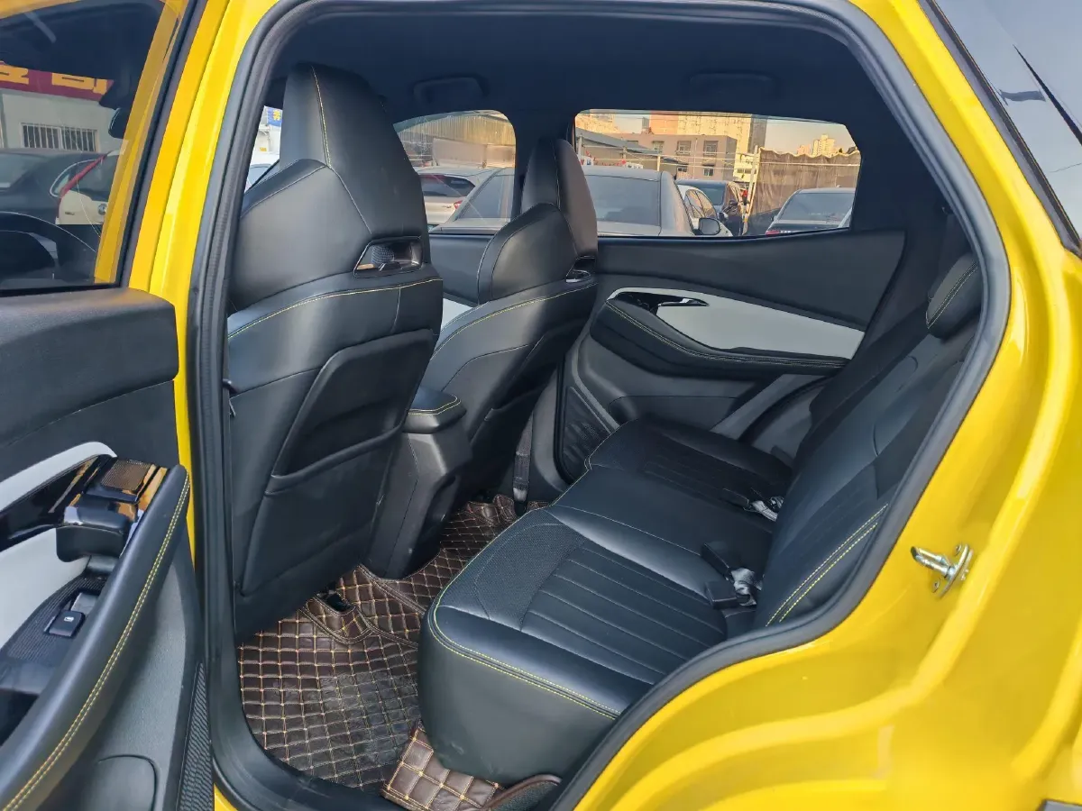 2020 BaoJun RS-3 1.5T 147HP L4 CVT,autocango,china used car exporter,china ev exporter,chinese used car exporter,chinese used ev exporter