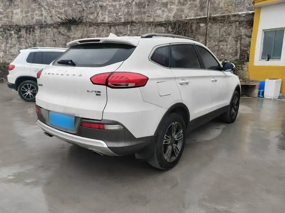 2017 Leopaard CS10 1.5T 150HP L4 CVT,autocango,china used car exporter,china ev exporter,chinese used car exporter,chinese used ev exporter