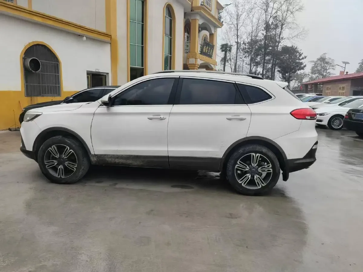 2017 Leopaard CS10 1.5T 150HP L4 CVT,autocango,china used car exporter,china ev exporter,chinese used car exporter,chinese used ev exporter