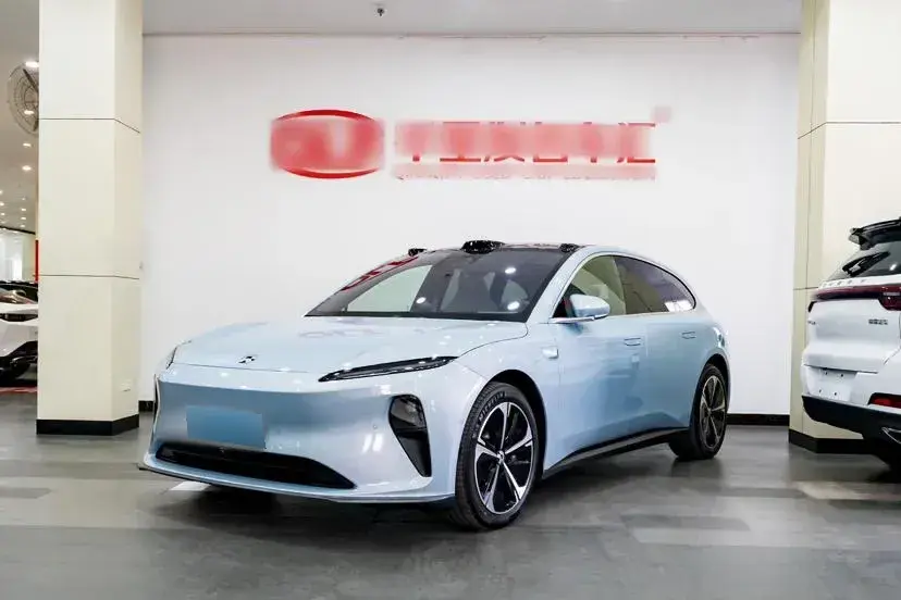 2024 NIO ET5T BEV 75KWH