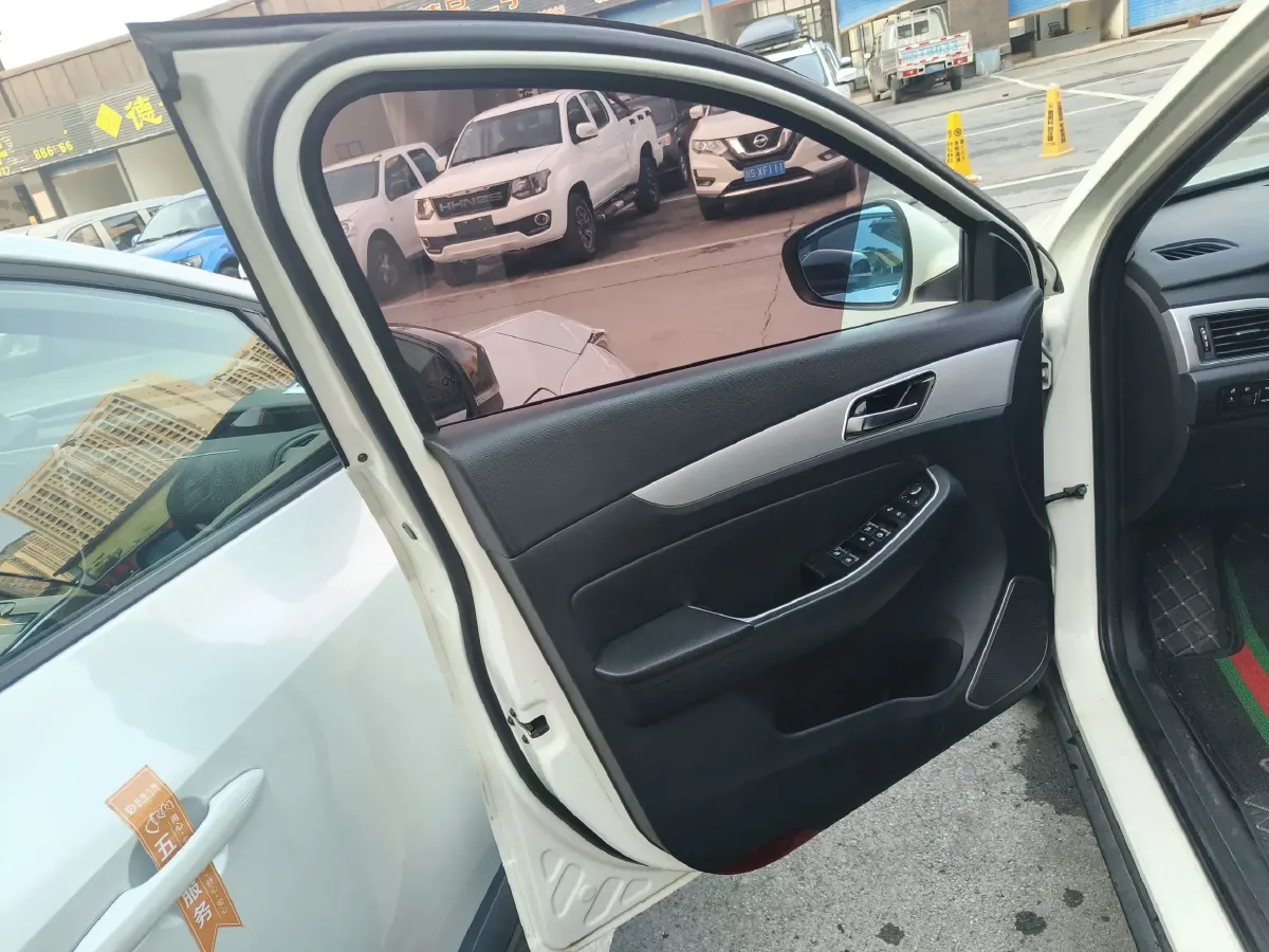 2016 BeiJing Auto Senova X55 1.5T 150HP L4 CVT,autocango,china used car exporter,china ev exporter,chinese used car exporter,chinese used ev exporter