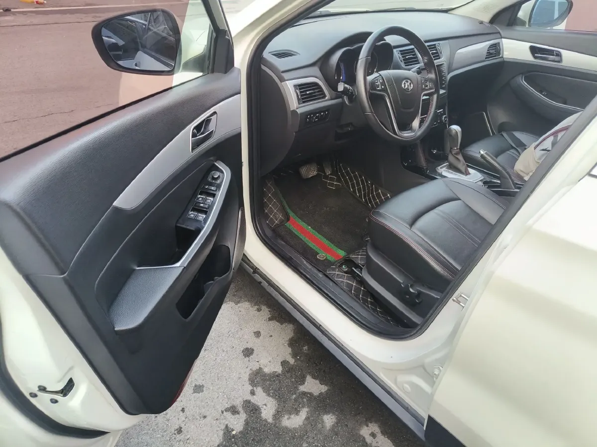 2016 BeiJing Auto Senova X55 1.5T 150HP L4 CVT,autocango,china used car exporter,china ev exporter,chinese used car exporter,chinese used ev exporter