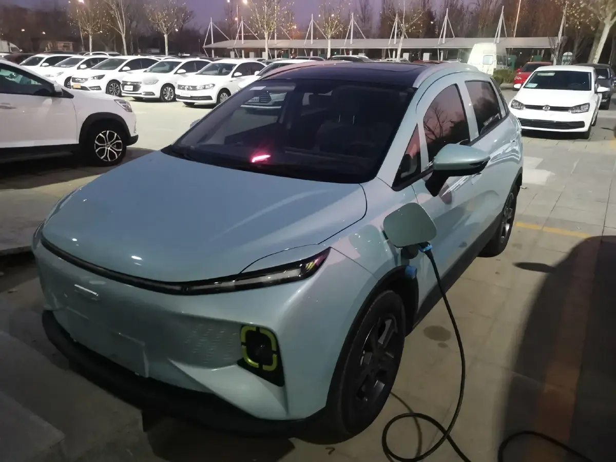 2022 Geometry E BEV 39.4KWH