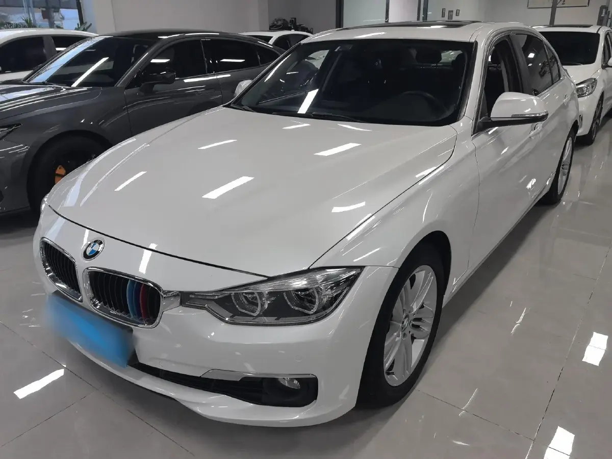 2017 BMW 3 Series 2.0T 184HP L4 8AT