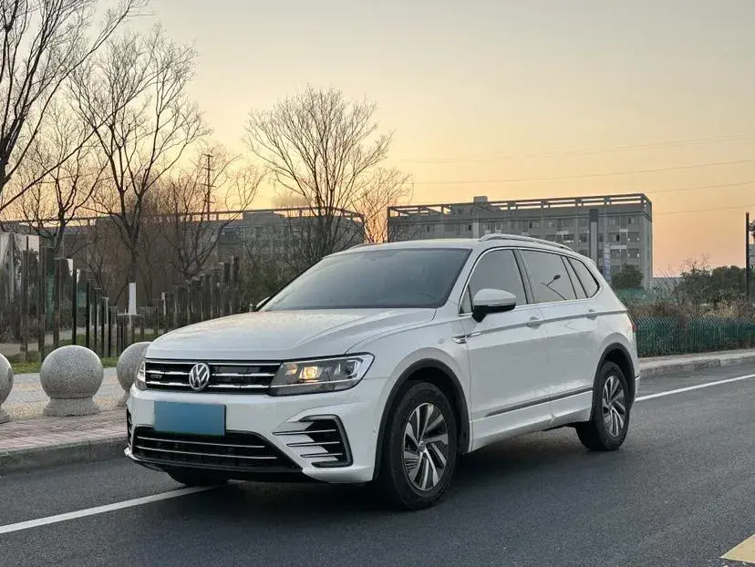 2020 Volkswagen Tiguan L 1.4T 150HP L4 6DCT PHEV 13KWH