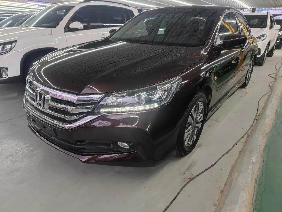 2014 Honda Accord 2.0L 155HP L4 CVT