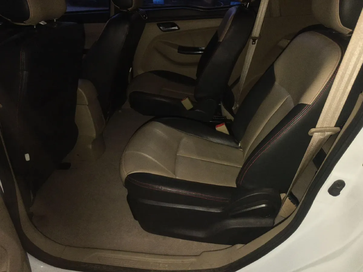 2016 Enranger 727 1.5L 112HP L4 5MT,autocango,china used car exporter,china ev exporter,chinese used car exporter,chinese used ev exporter