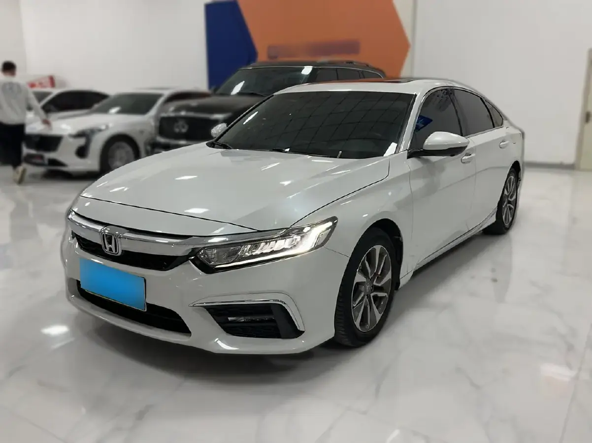 2019 Honda Inspire 1.5T 194HP L4 CVT