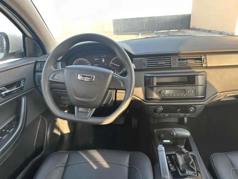 2018 Qoros 3 1.6L 126HP L4 6DCT,autocango,china used car exporter,china ev exporter,chinese used car exporter,chinese used ev exporter