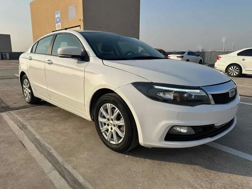 2018 Qoros 3 1.6L 126HP L4 6DCT,autocango,china used car exporter,china ev exporter,chinese used car exporter,chinese used ev exporter