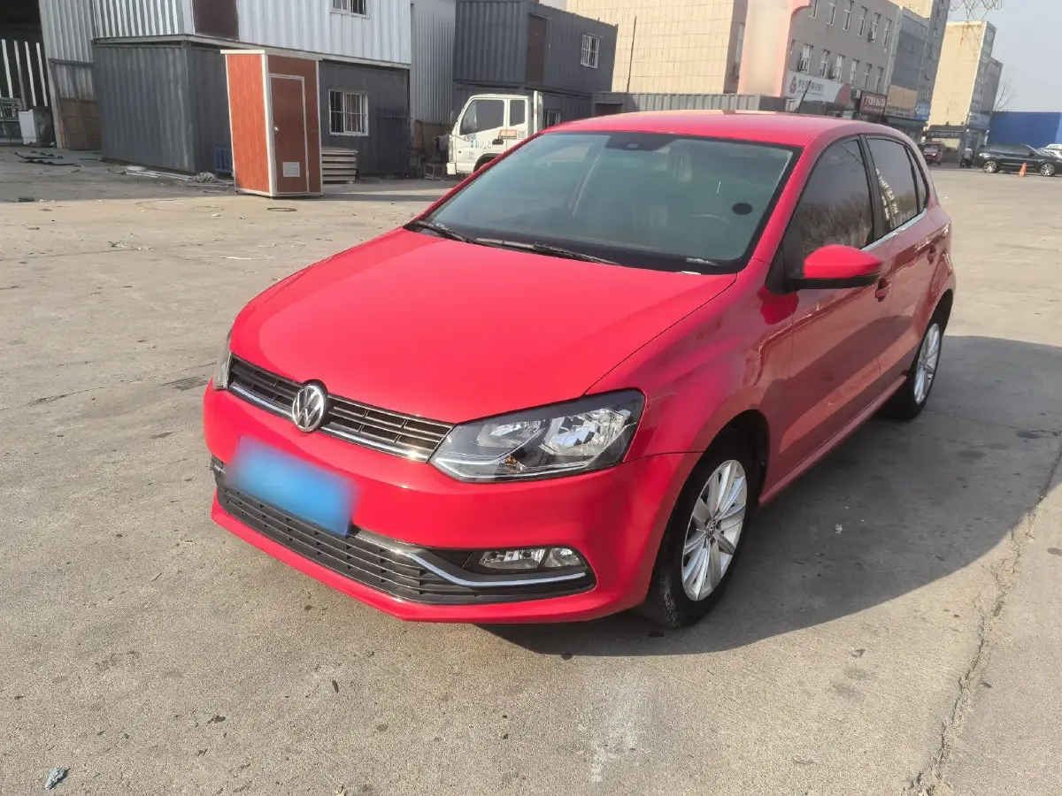 2014 Volkswagen Polo 1.4L 90HP L4 6AT