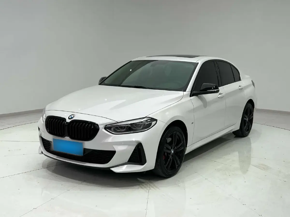 2021 BMW 1 Series 2.0T 192HP L4 7DCT