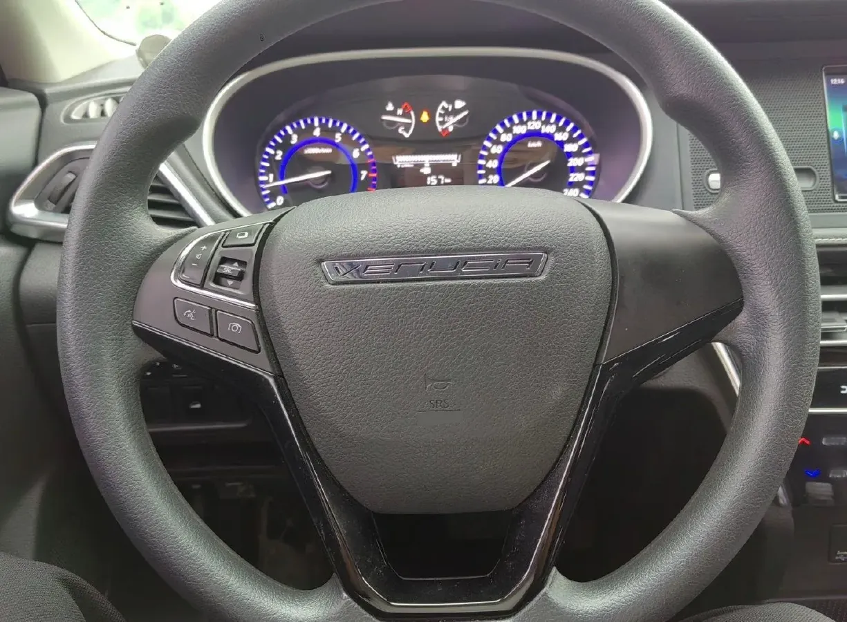 2020 Venucia T90 2.0L 150HP L4 CVT,autocango,china used car exporter,china ev exporter,chinese used car exporter,chinese used ev exporter