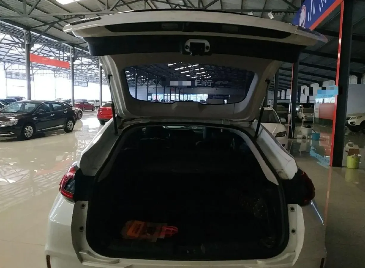 2020 Venucia T90 2.0L 150HP L4 CVT,autocango,china used car exporter,china ev exporter,chinese used car exporter,chinese used ev exporter