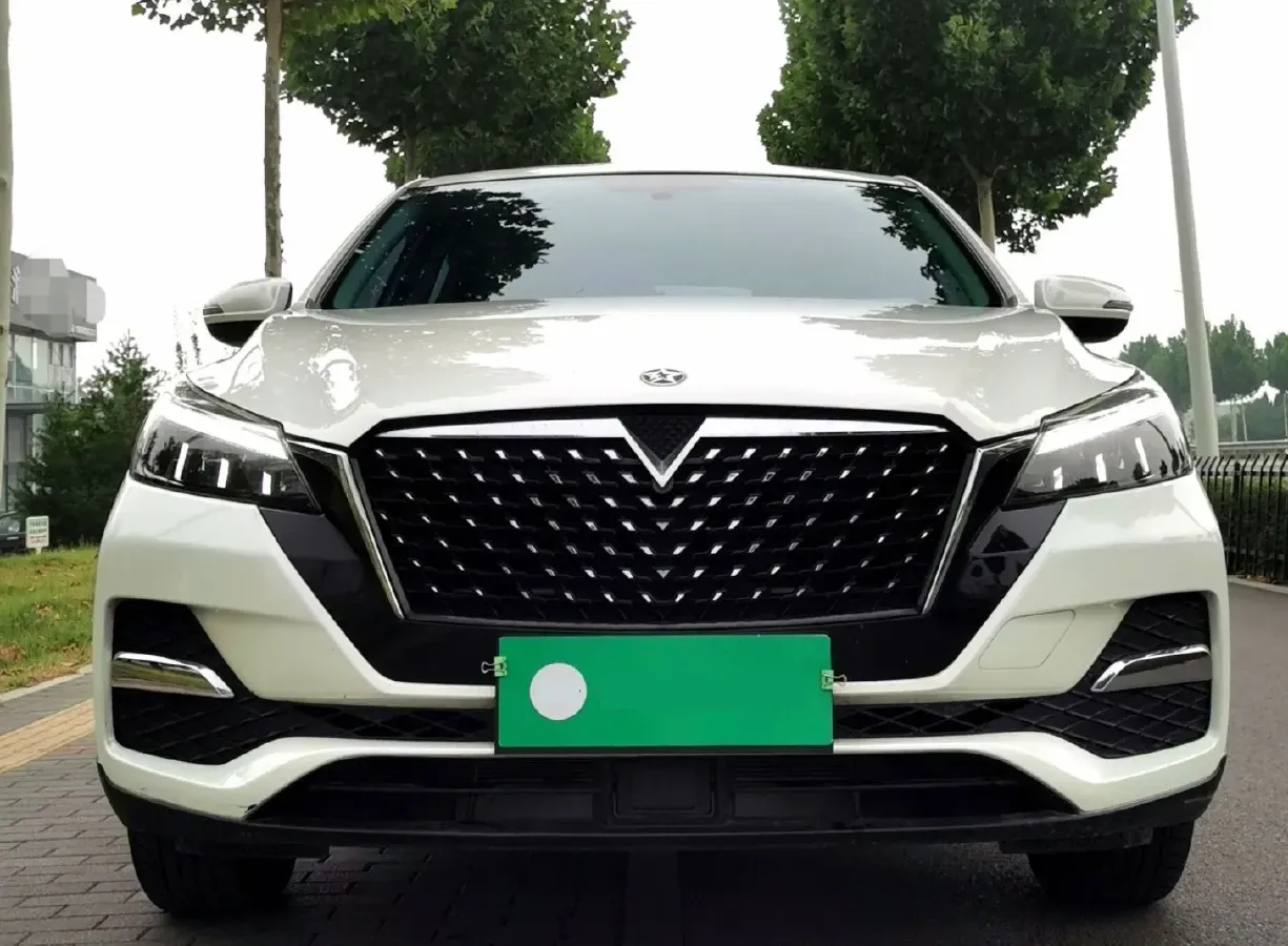 2020 Venucia T90 2.0L 150HP L4 CVT,autocango,china used car exporter,china ev exporter,chinese used car exporter,chinese used ev exporter