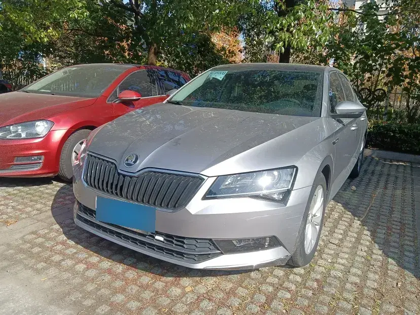 2018 Skoda Superb 1.4T 150HP L4 7DCT