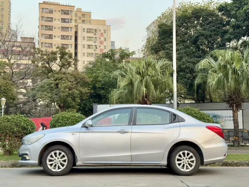 2014 GAC Trumpchi GA3S 1.6L 122HP L4 5MT,autocango,china used car exporter,china ev exporter,chinese used car exporter,chinese used ev exporter