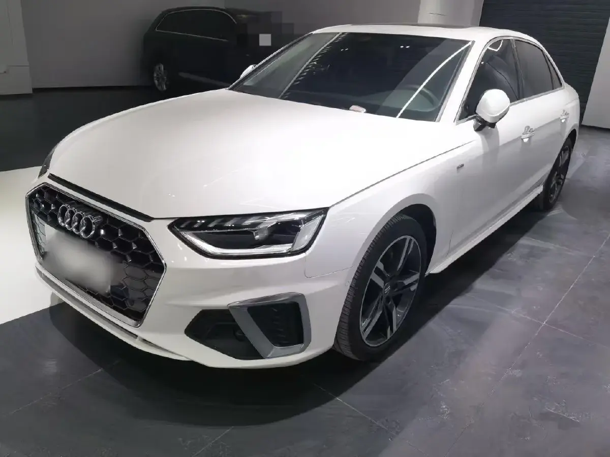 2020 Audi A4L 2.0T 190HP L4 7DCT