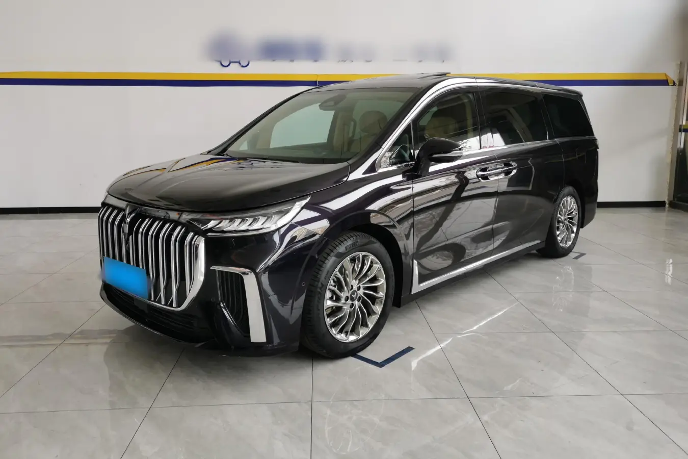 2024 Voyah Dream 1.5T 150HP L4 PHEV 43KWH