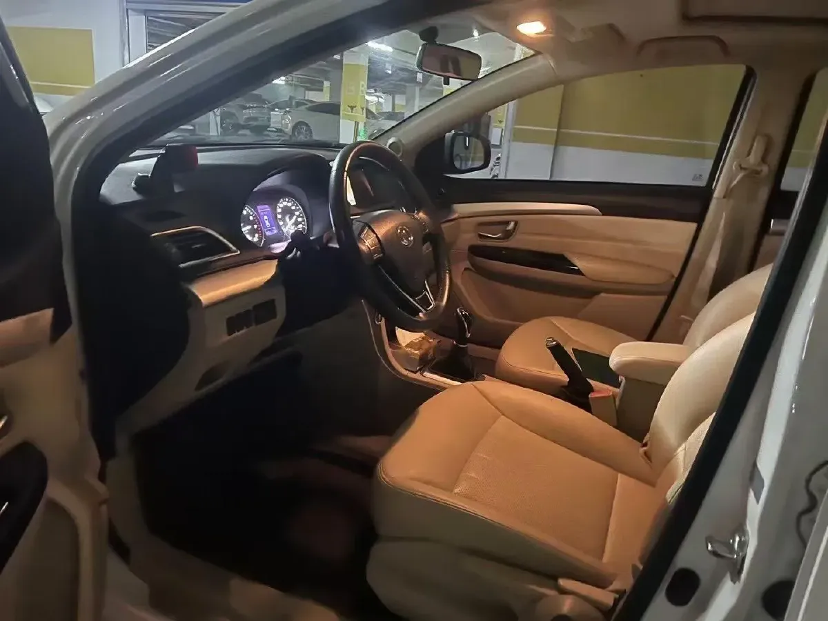 2016 Great Wall C30 1.5L 106HP L4 5MT,autocango,china used car exporter,china ev exporter,chinese used car exporter,chinese used ev exporter