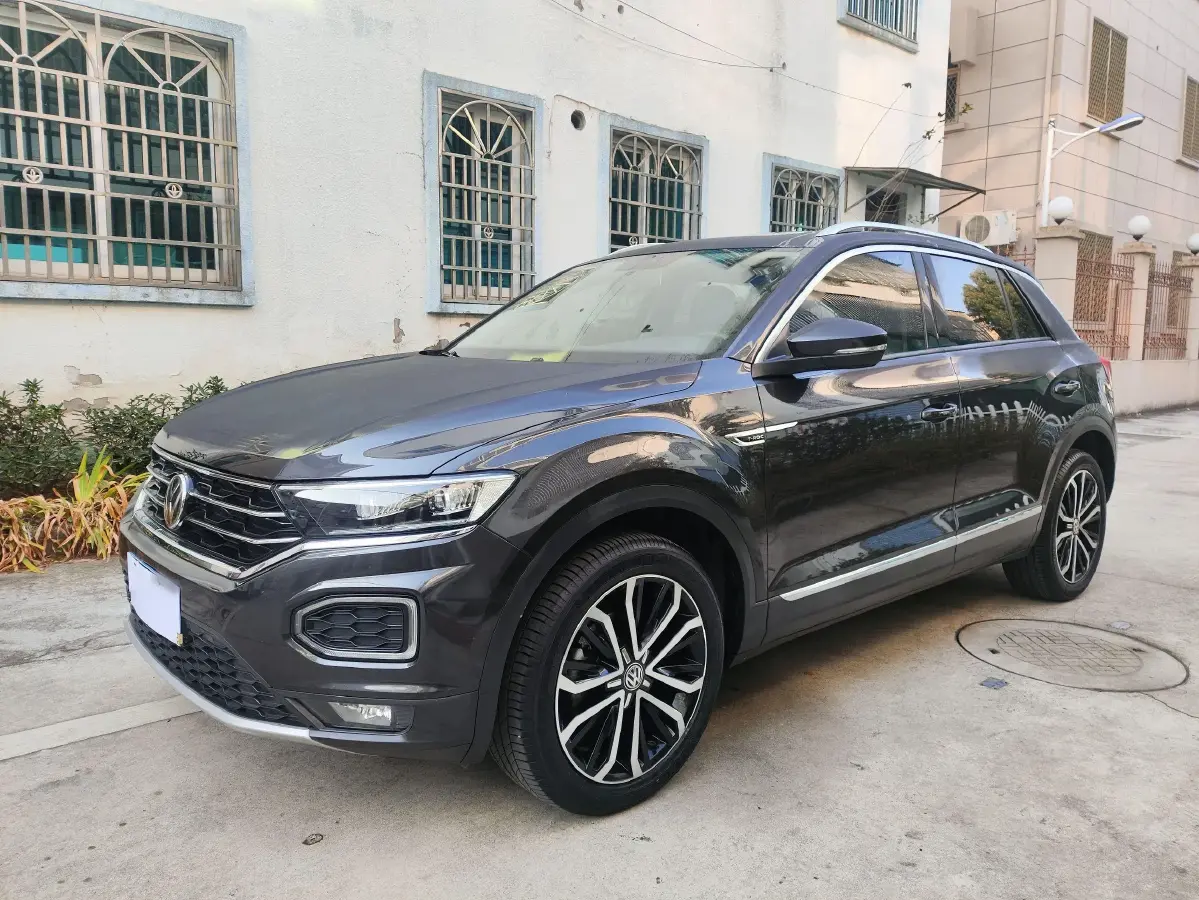 2020 Volkswagen T-Roc 1.4T 150HP L4 7DCT