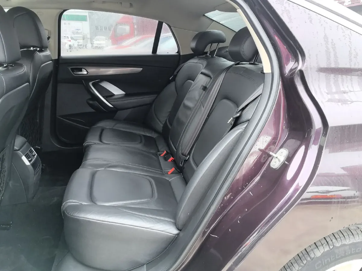 2014 DS 5LS 1.8L 139HP L4 6AT,autocango,china used car exporter,china ev exporter,chinese used car exporter,chinese used ev exporter