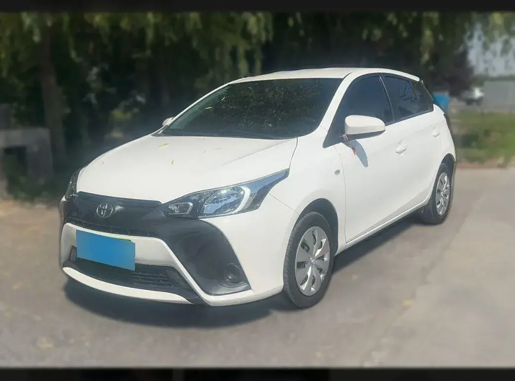 2019 Toyota Yaris L 1.5L 110HP L4 CVT