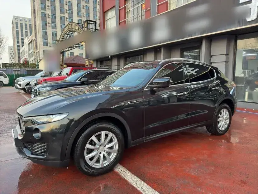 2016 Maserati Levante 3.0T 350HP V6 8AT