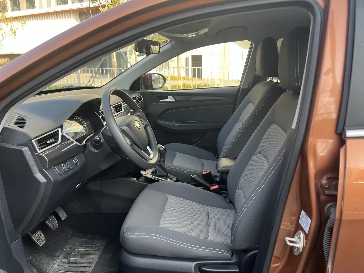 2018 FAW Jumpal CX65 1.5L 113HP L4 5MT,autocango,china used car exporter,china ev exporter,chinese used car exporter,chinese used ev exporter