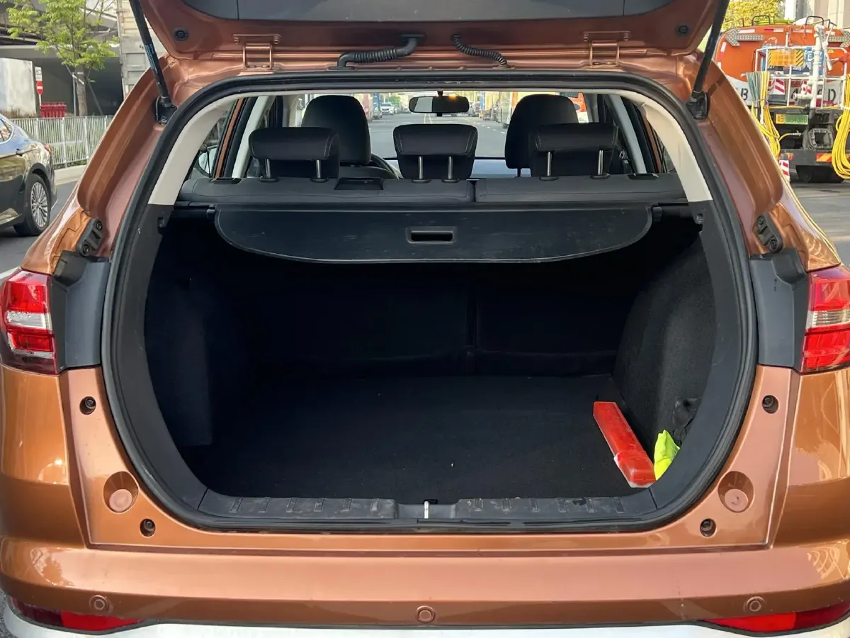 2018 FAW Jumpal CX65 1.5L 113HP L4 5MT,autocango,china used car exporter,china ev exporter,chinese used car exporter,chinese used ev exporter