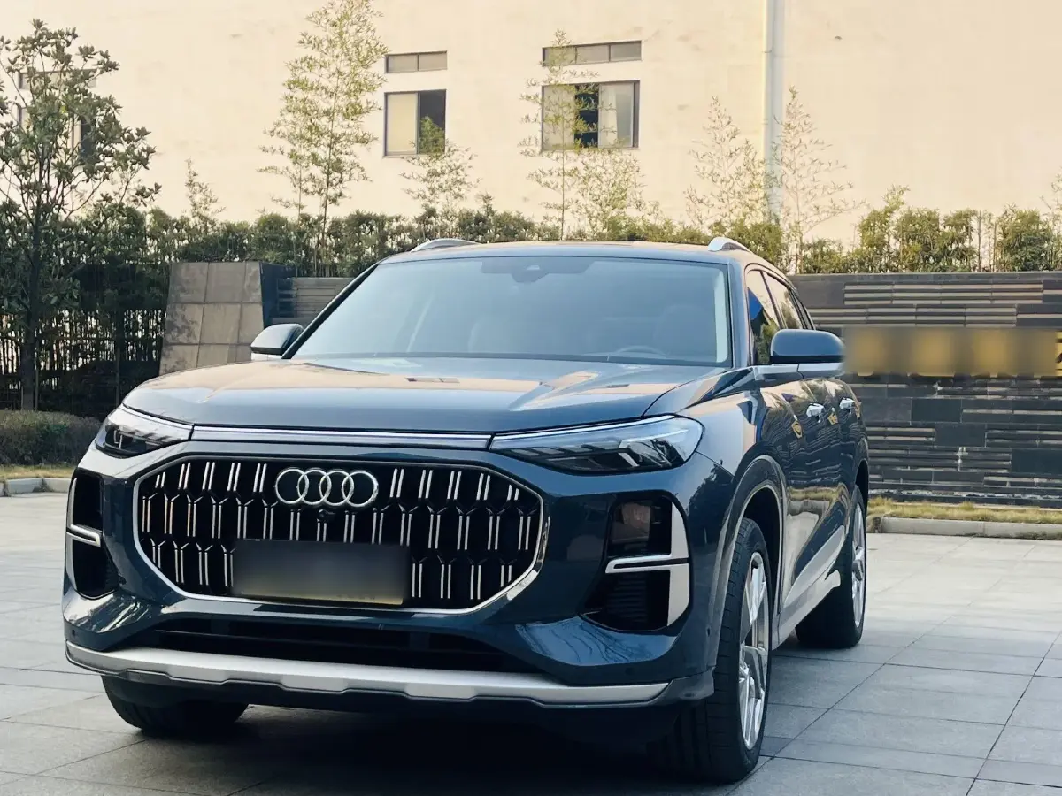 2023 Audi Q6 2.0T 265HP L4 7DCT