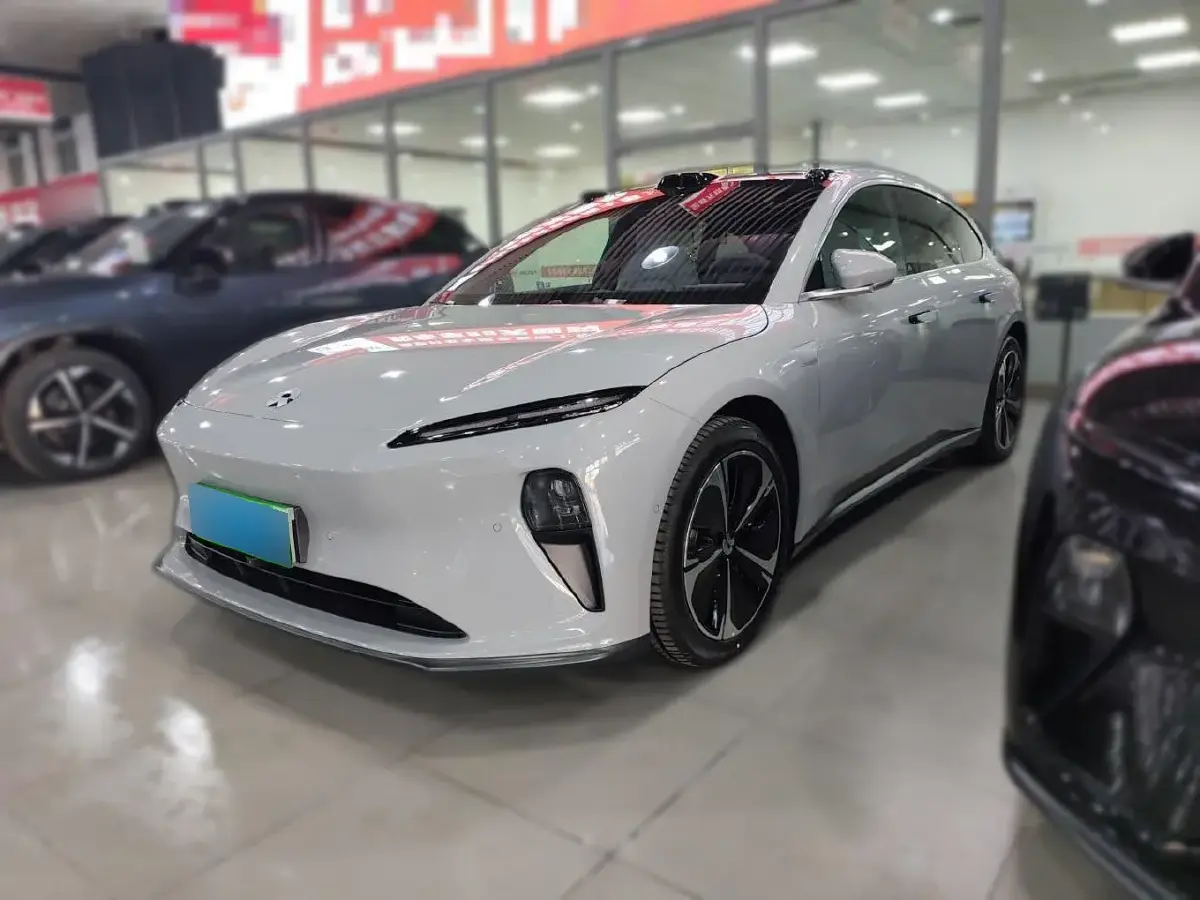 2024 NIO ET5T BEV 75KWH