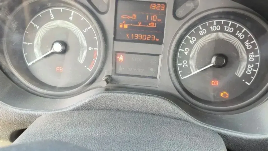 2014 Peugeot 301 1.6L 117HP L4 5MT,autocango,china used car exporter,china ev exporter,chinese used car exporter,chinese used ev exporter