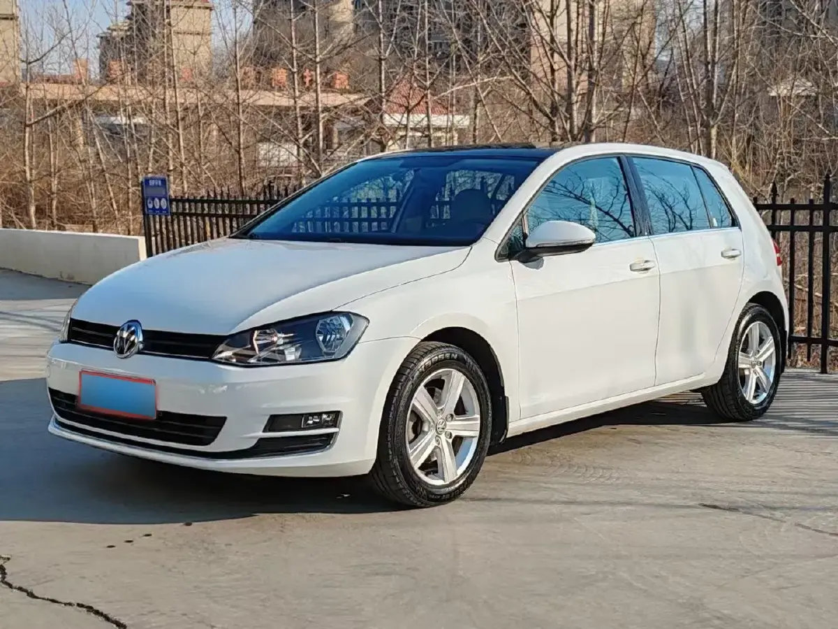 2015 Volkswagen Golf 1.4T 131HP L4 7DCT