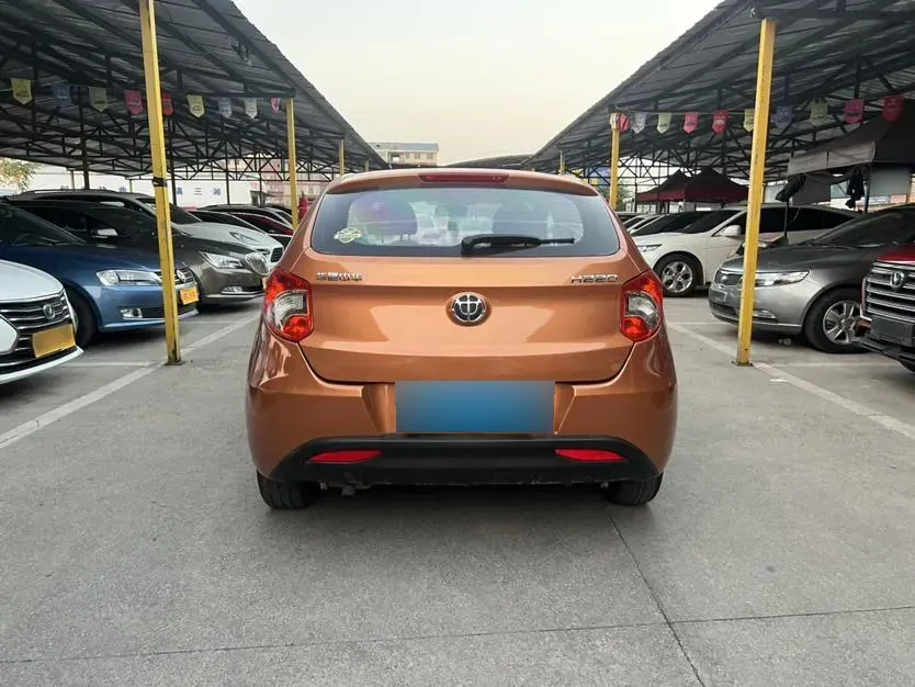 2014 Brilliance Auto H220 1.5L 105HP L4 5MT,autocango,china used car exporter,china ev exporter,chinese used car exporter,chinese used ev exporter