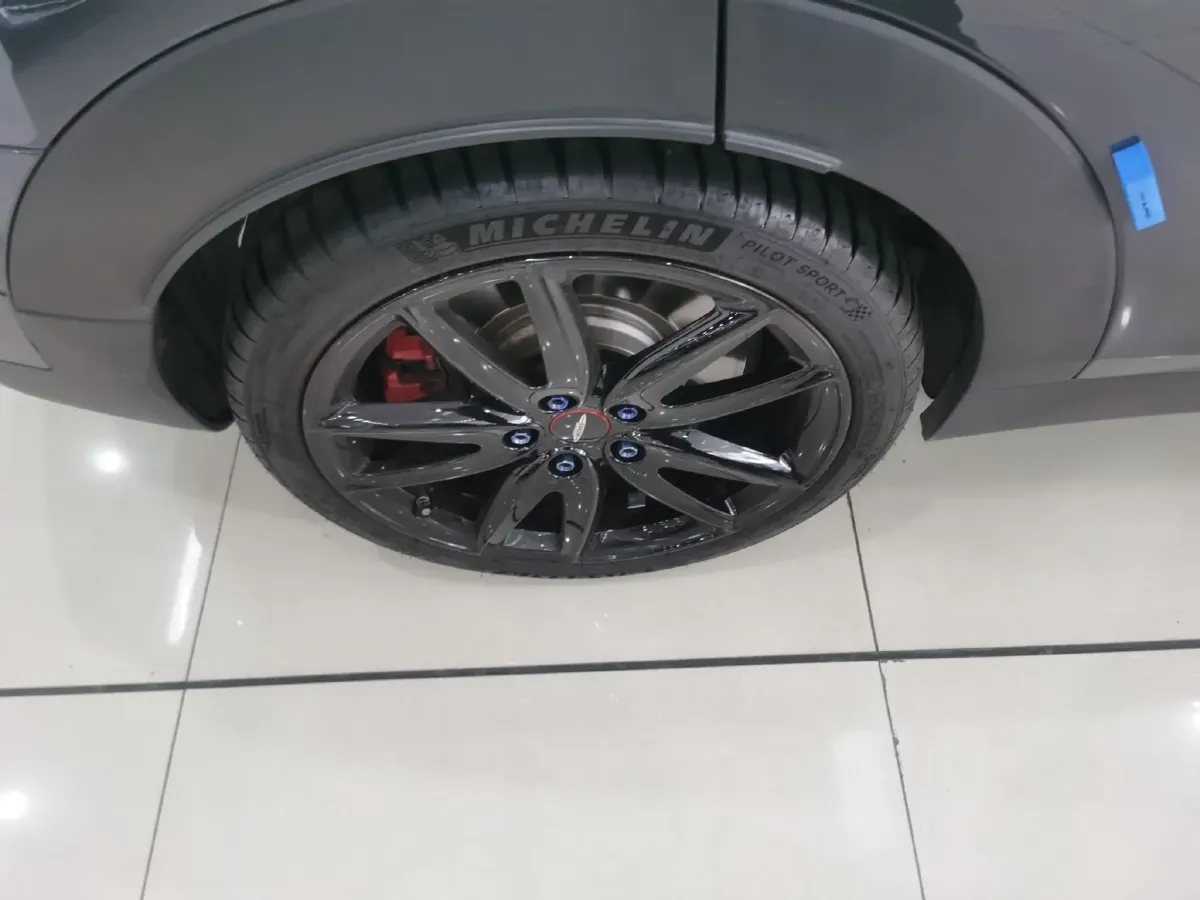 2021 MINI JCW CLUBMAN 2.0T 272HP L4 8AT,autocango,china used car exporter,china ev exporter,chinese used car exporter,chinese used ev exporter