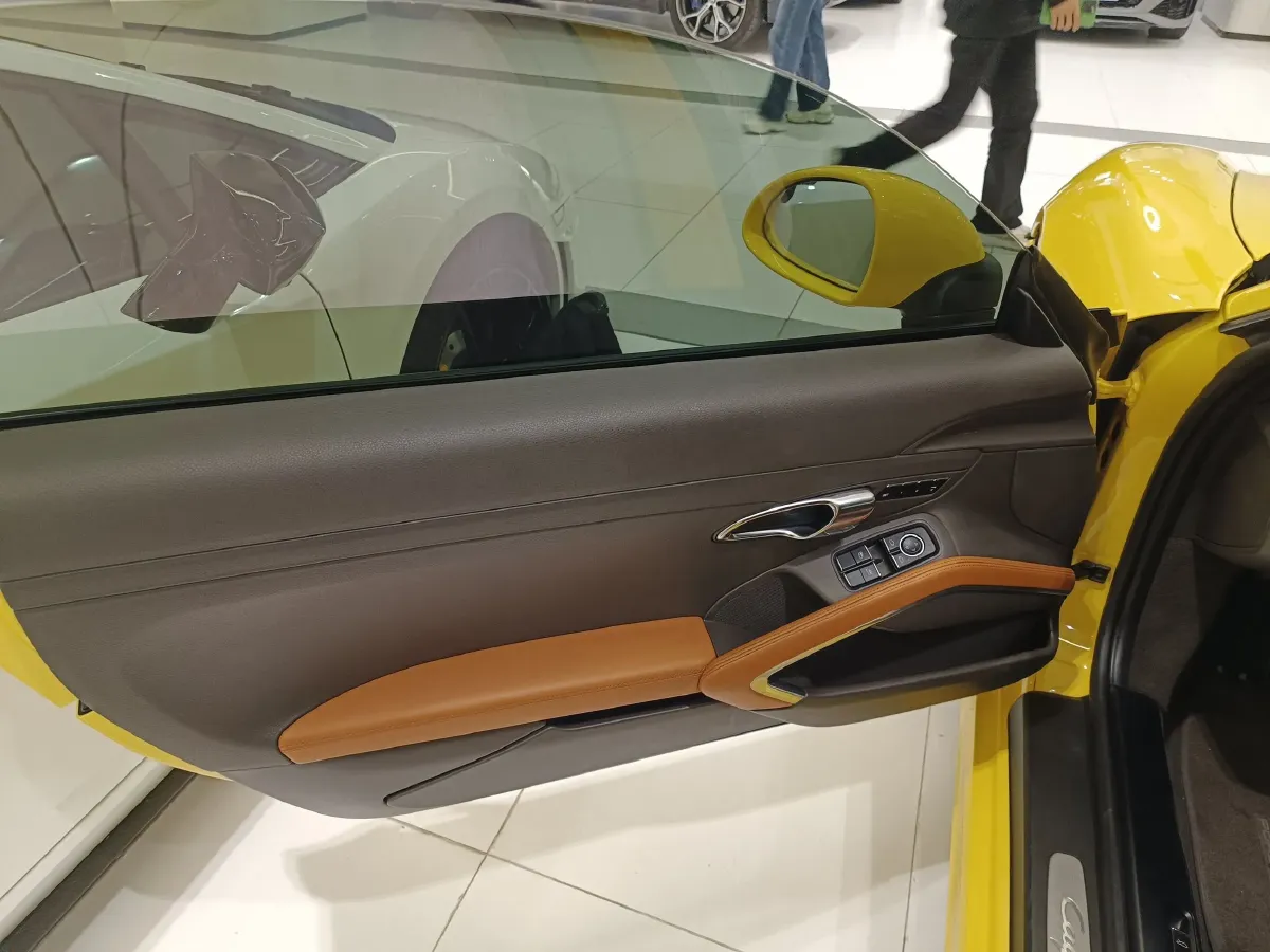 2013 Porsche Cayman 2.7L 275HP H6 7DCT,autocango,china used car exporter,china ev exporter,chinese used car exporter,chinese used ev exporter