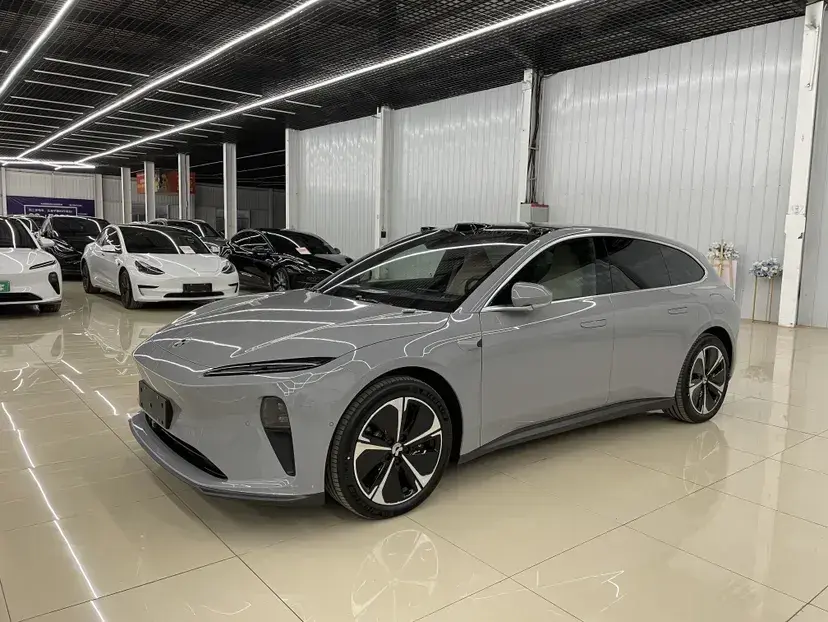2024 NIO ET5T BEV 75KWH