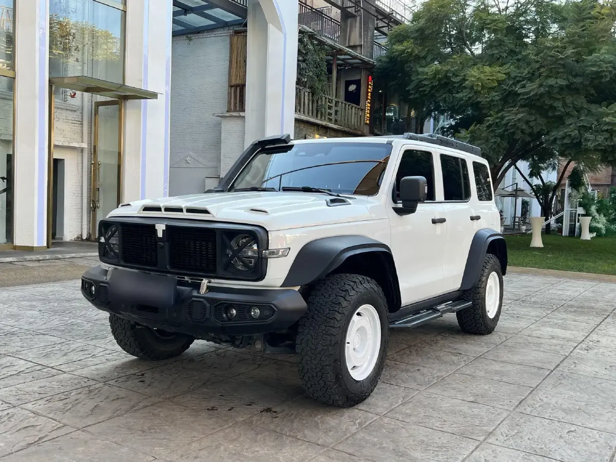 2023 Tank 300 2.0T 227HP L4 8AT