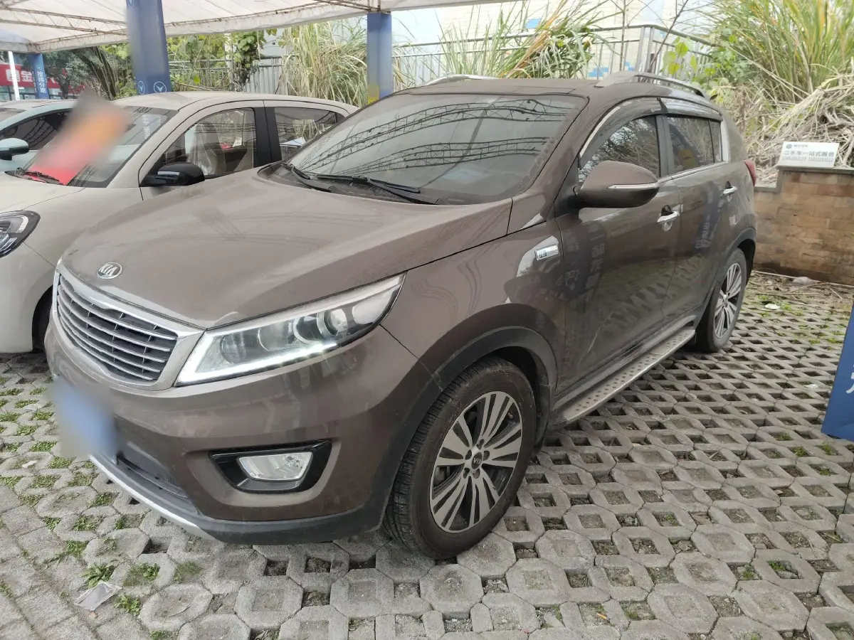 2015 Kia Sportage R 2.0L 165HP L4 6AT