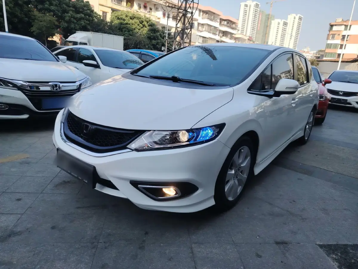 2014 Honda Jade 1.8L 141HP L4 5AT