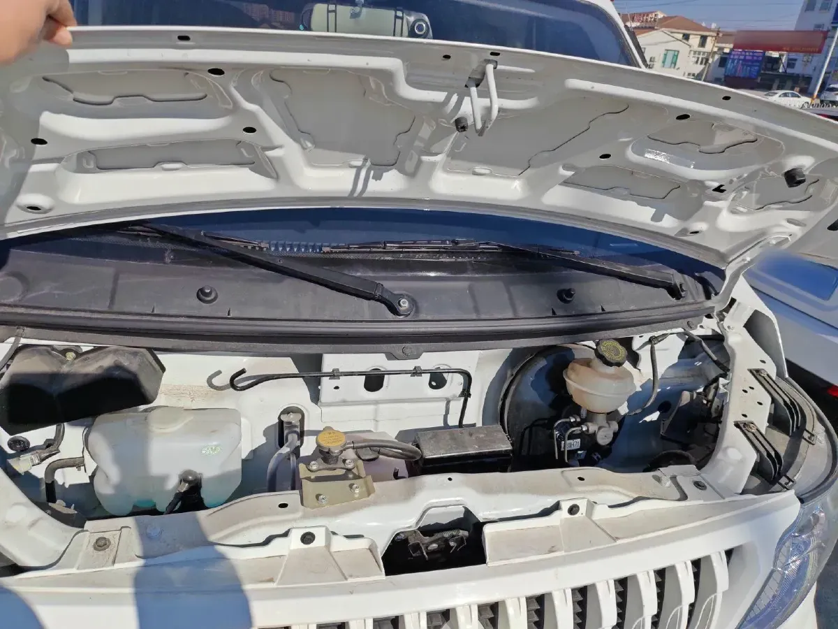 2023 ChangAn Kaicene RuiXing M60 1.5L 116HP L4 5MT,autocango,china used car exporter,china ev exporter,chinese used car exporter,chinese used ev exporter