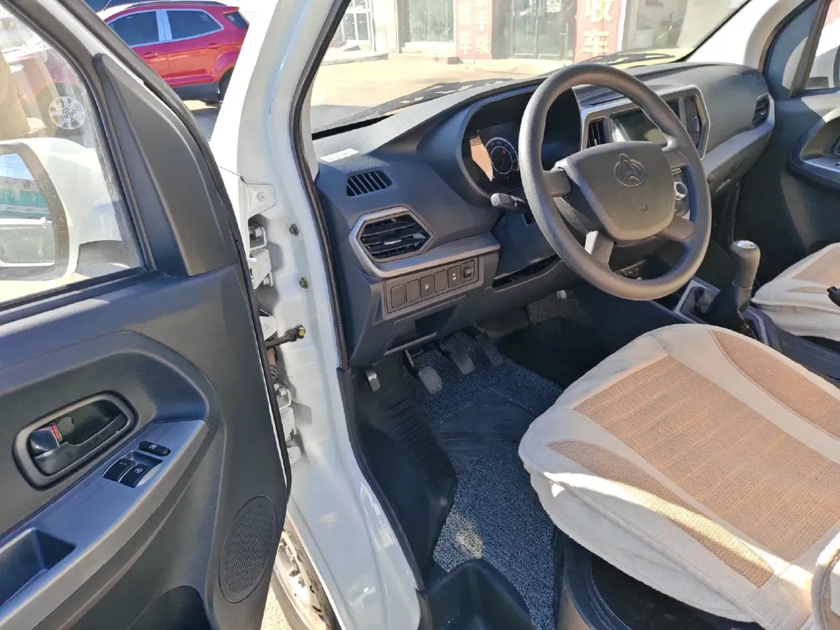 2023 ChangAn Kaicene RuiXing M60 1.5L 116HP L4 5MT,autocango,china used car exporter,china ev exporter,chinese used car exporter,chinese used ev exporter