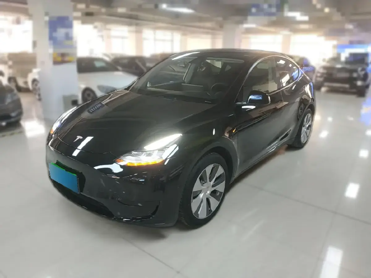 2022 Tesla Model Y BEV 60KWH