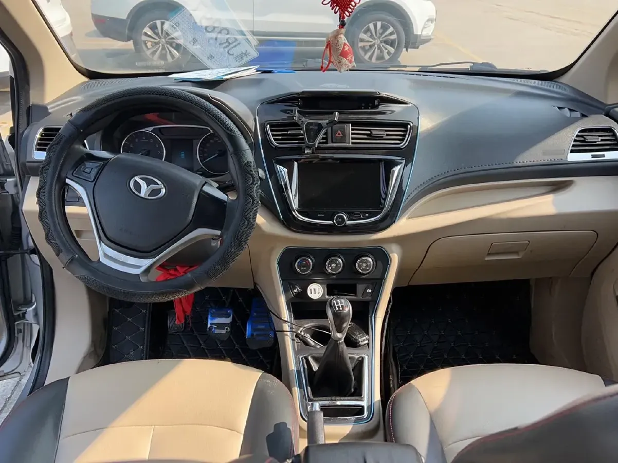 2015 Enranger 737 1.5L 113HP L4 5MT,autocango,china used car exporter,china ev exporter,chinese used car exporter,chinese used ev exporter