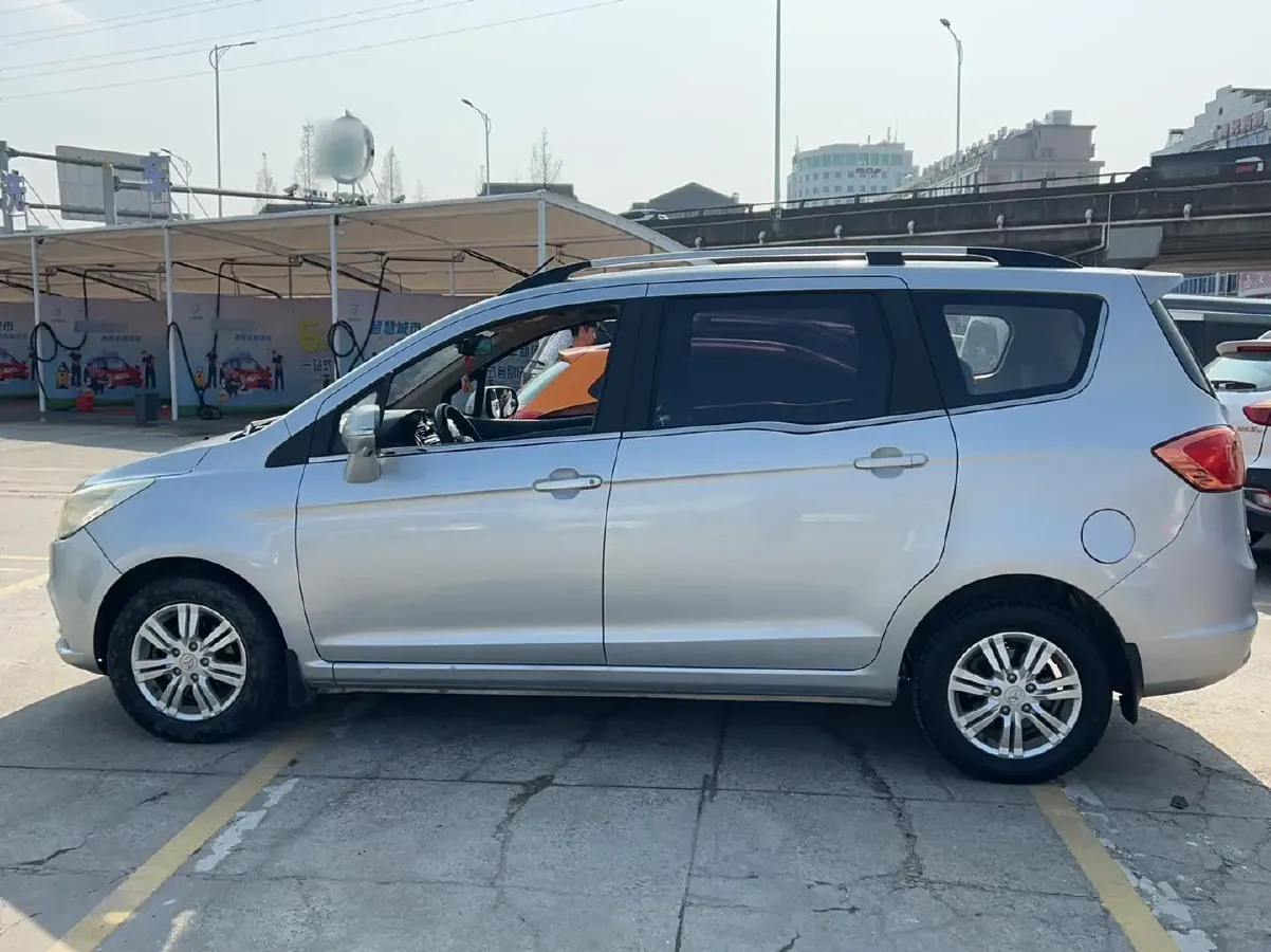 2015 Enranger 737 1.5L 113HP L4 5MT,autocango,china used car exporter,china ev exporter,chinese used car exporter,chinese used ev exporter